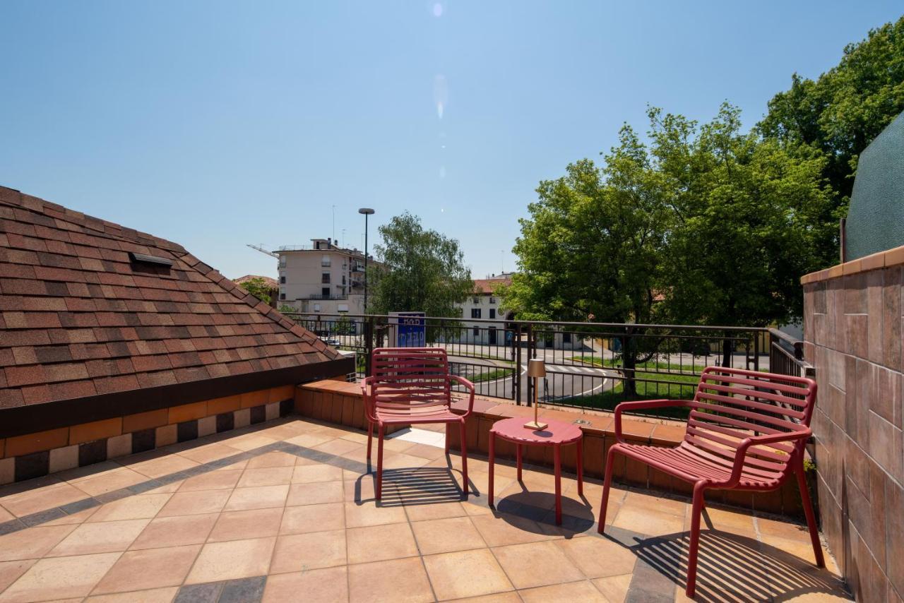 7° Cielo Apartment - Venezia - Mestre With Terrace Ngoại thất bức ảnh